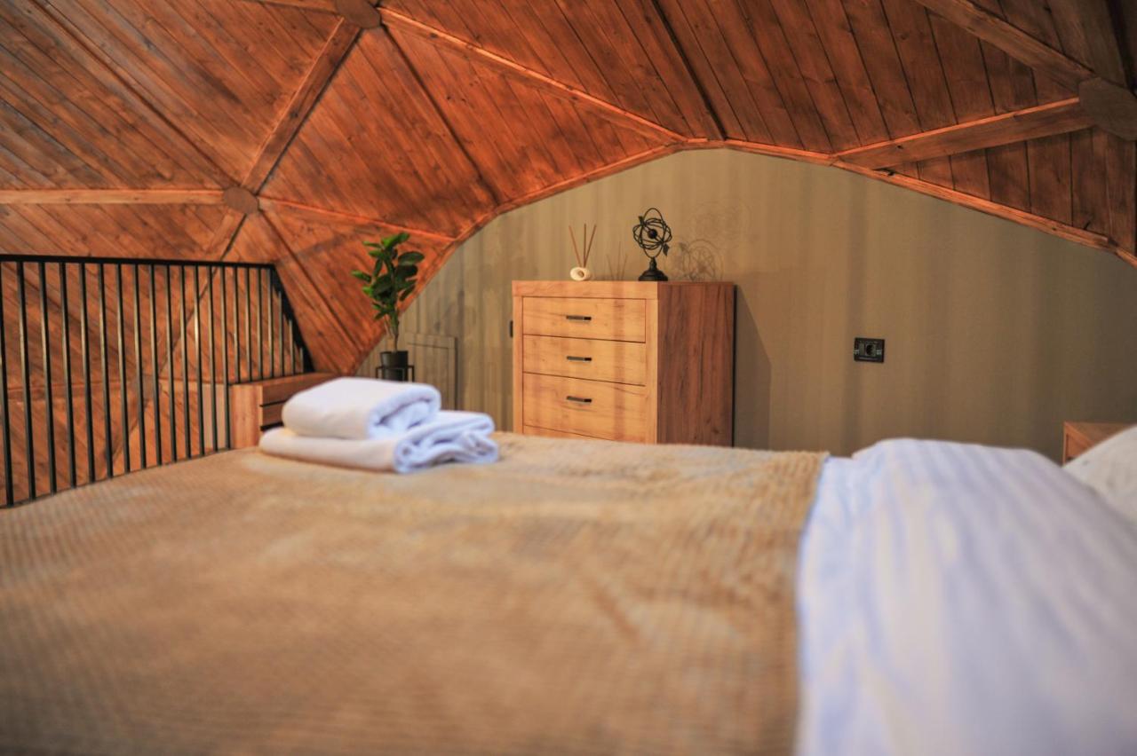 The Dome Breaza Villa Exterior photo